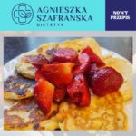 Placuszki twarogowe z truskawkami - przepis